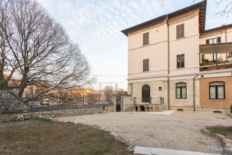 Villino Mari Camere Con Parcheggio Privato Gratuito Ascoli Piceno Exterior foto