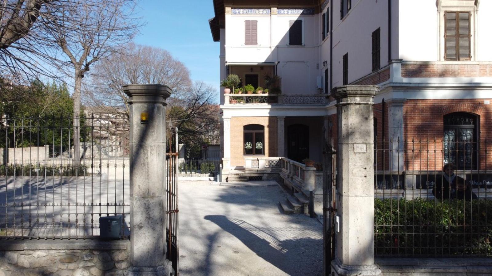 Villino Mari Camere Con Parcheggio Privato Gratuito Ascoli Piceno Exterior foto