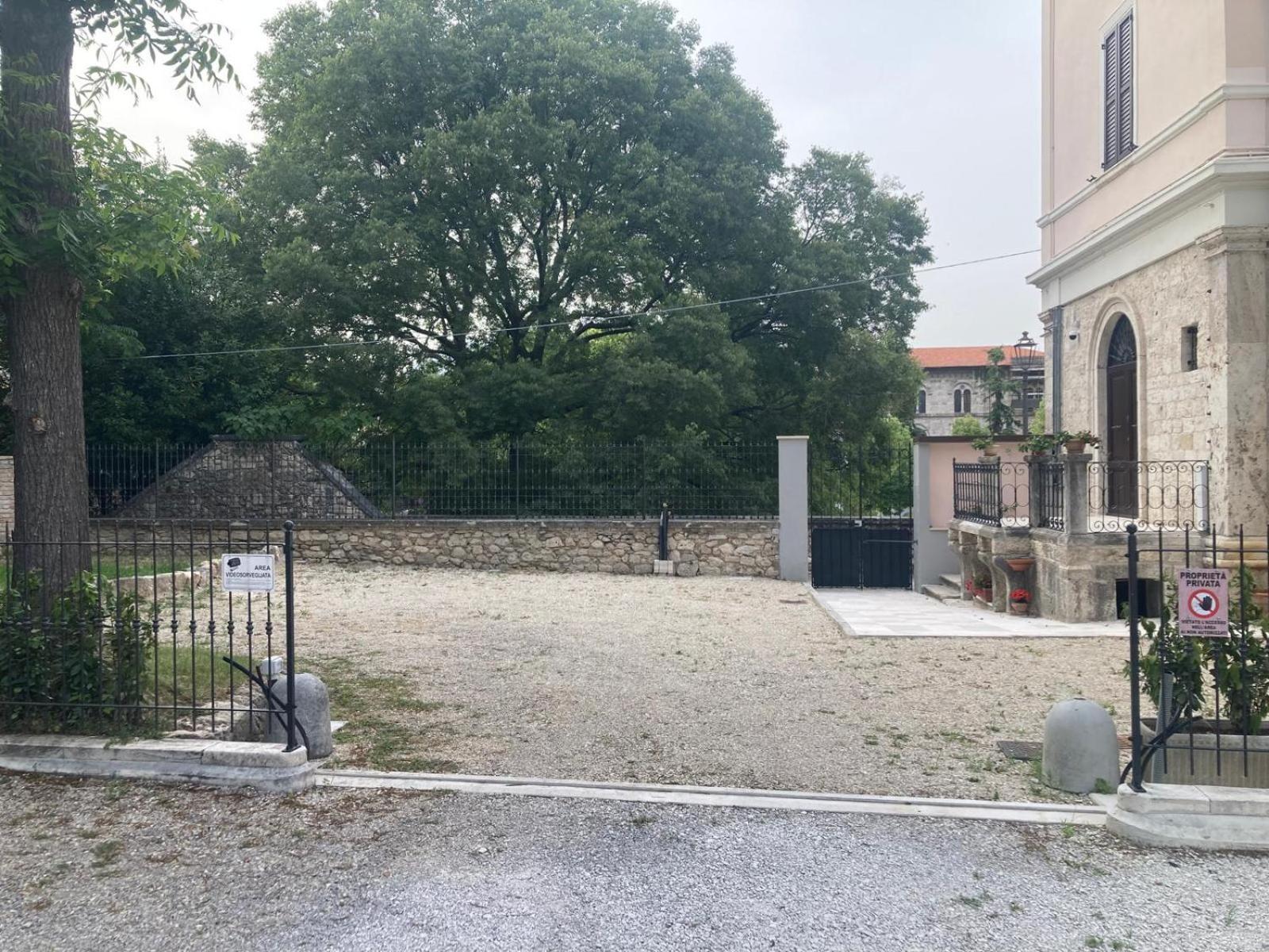 Villino Mari Camere Con Parcheggio Privato Gratuito Ascoli Piceno Exterior foto